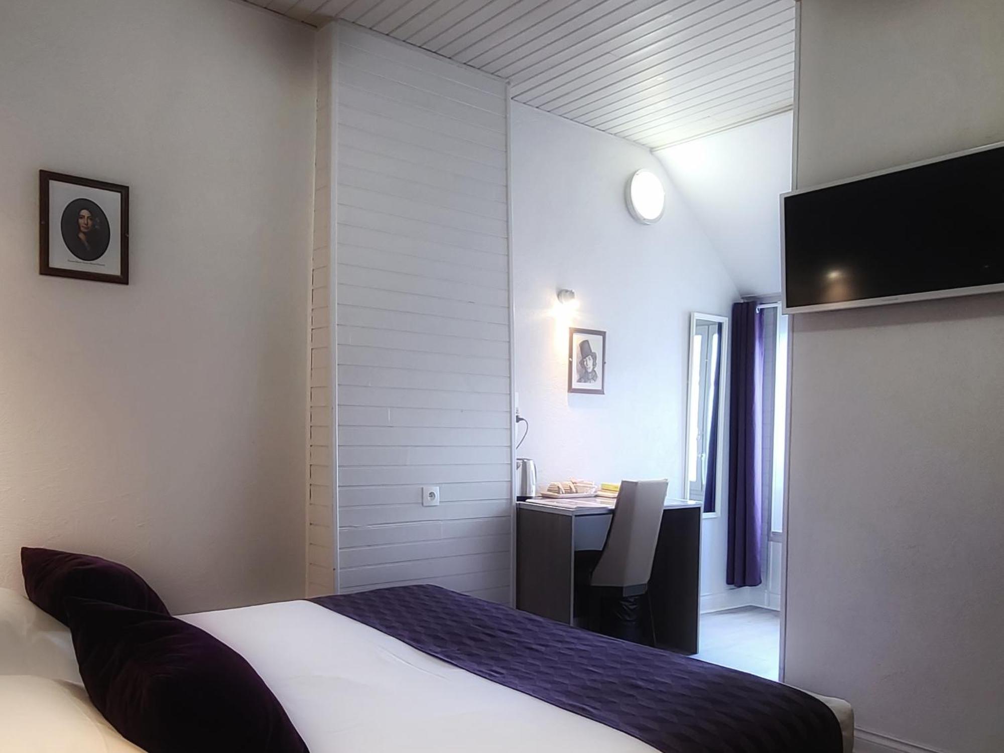 Hotel Mille Et Une Feuilles La Charite-sur-Loire Ngoại thất bức ảnh