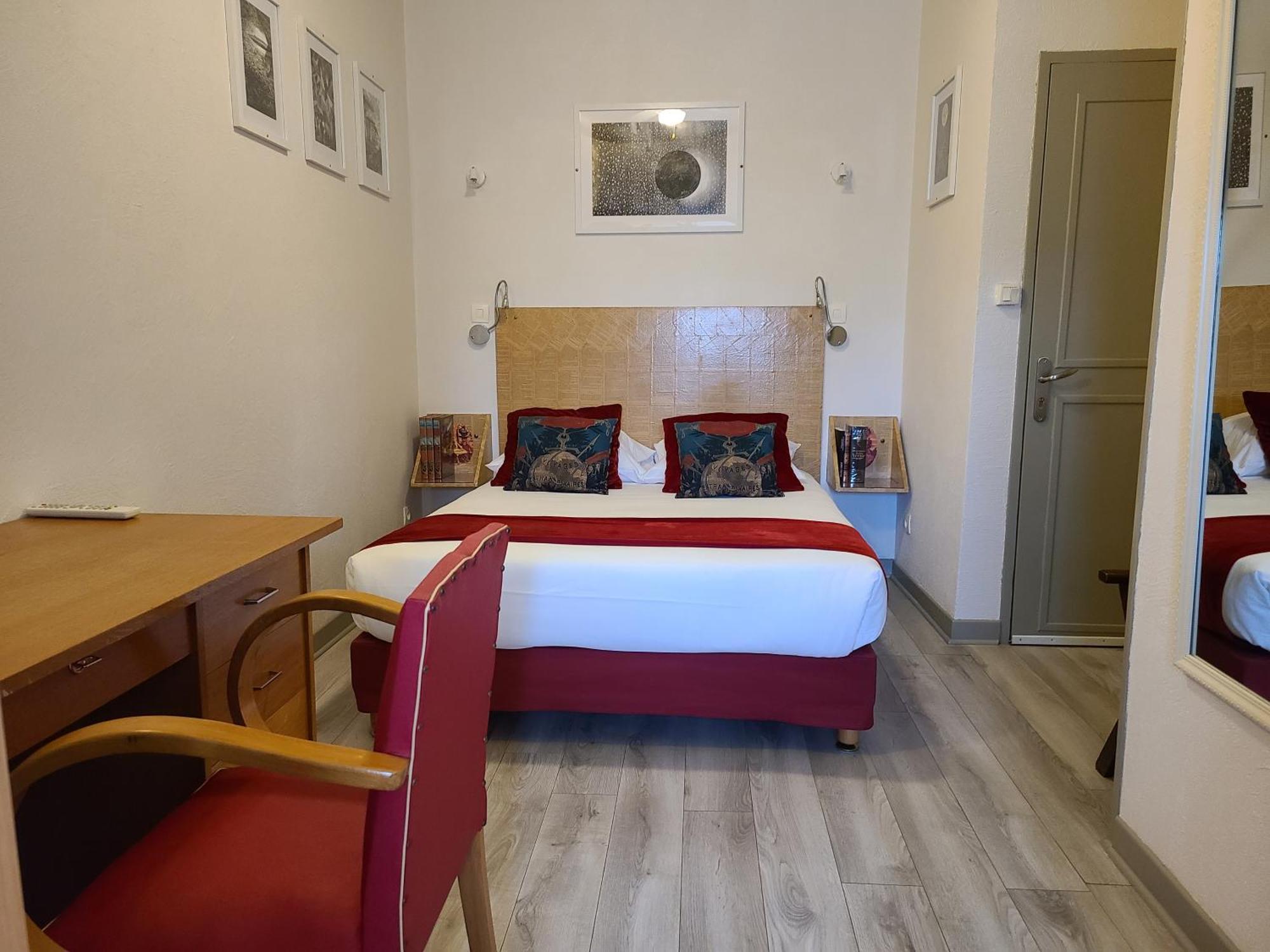 Hotel Mille Et Une Feuilles La Charite-sur-Loire Ngoại thất bức ảnh