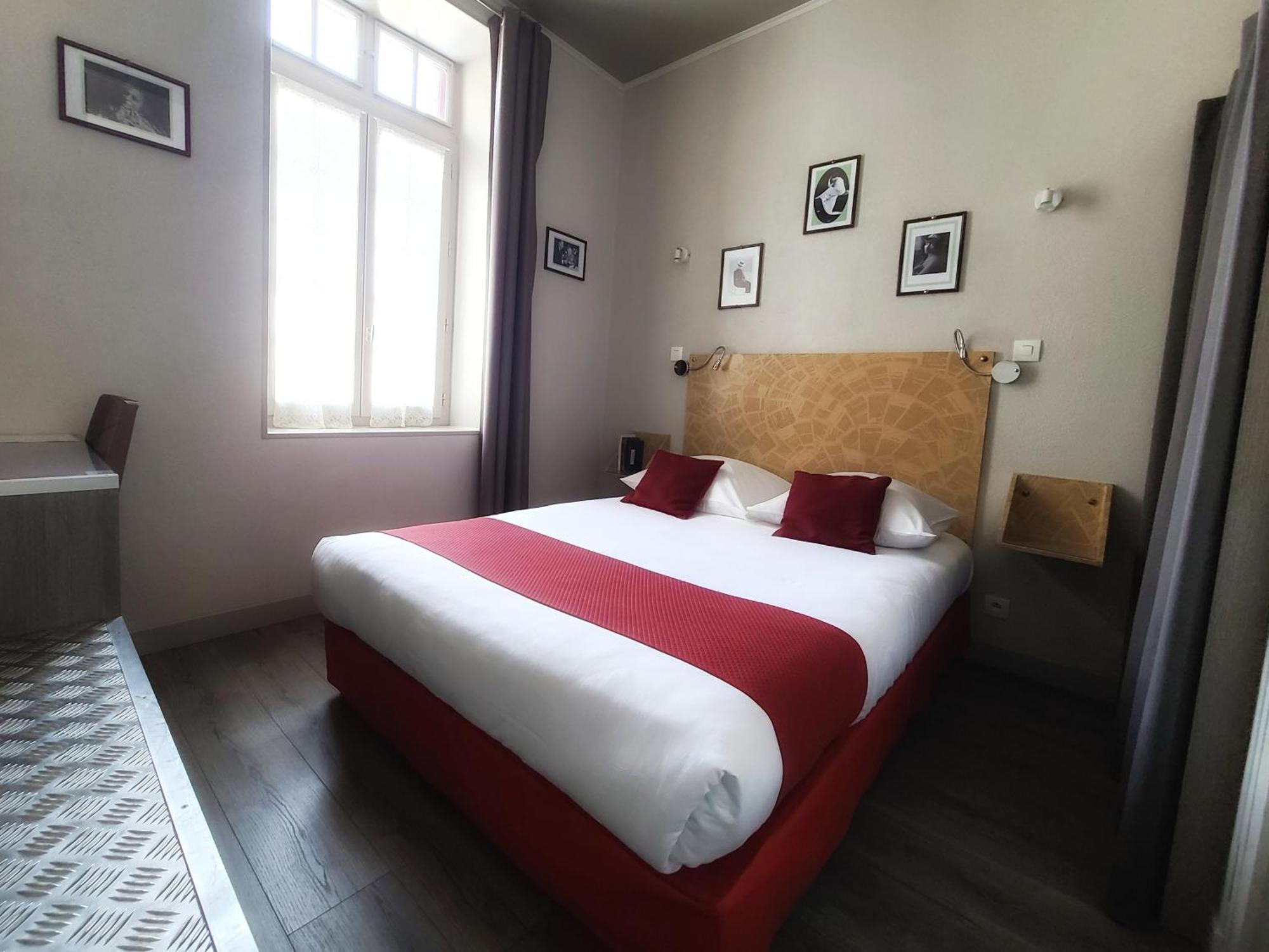 Hotel Mille Et Une Feuilles La Charite-sur-Loire Ngoại thất bức ảnh