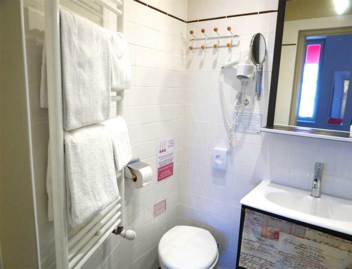 Hotel Mille Et Une Feuilles La Charite-sur-Loire Ngoại thất bức ảnh