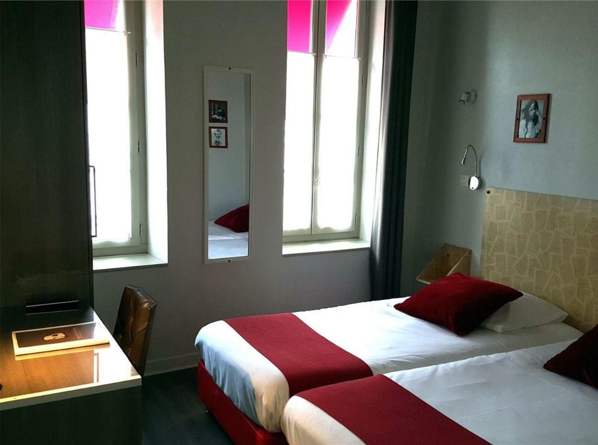 Hotel Mille Et Une Feuilles La Charite-sur-Loire Ngoại thất bức ảnh